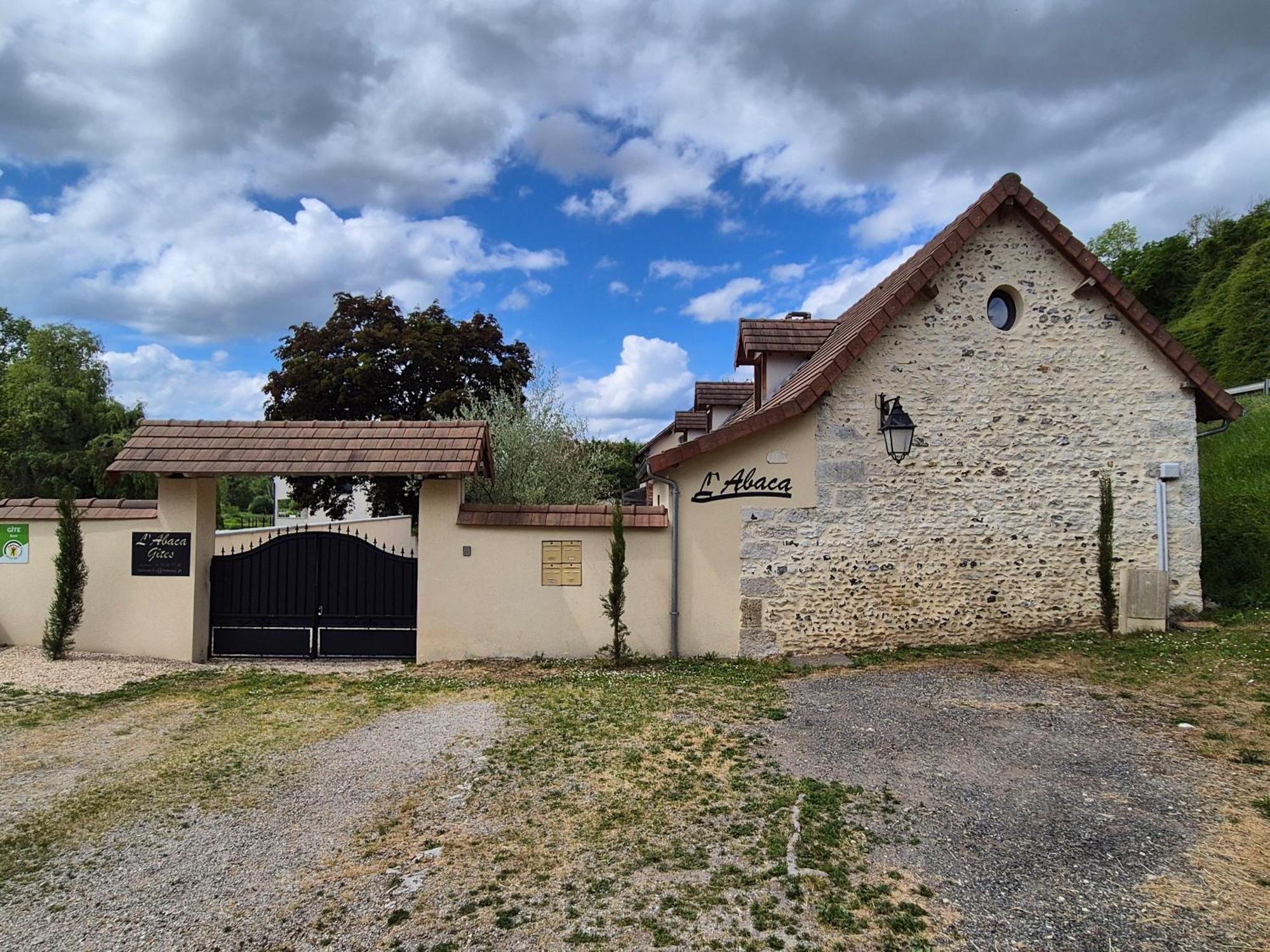L'Abaca 21 Διαμέρισμα Sainte-Genevieve-les-Gasny Εξωτερικό φωτογραφία